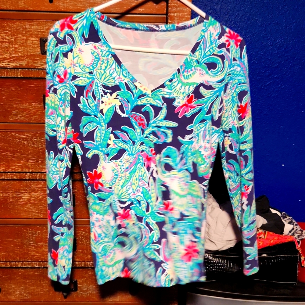 lilly pulitzer v neck long sleeve top sz xs